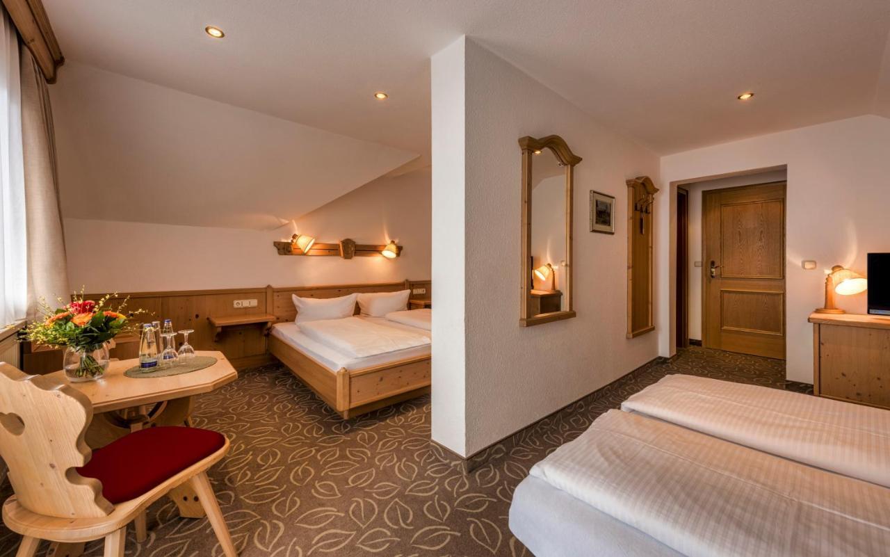 Hotel Gasthof Alter Wirt Farchant Extérieur photo