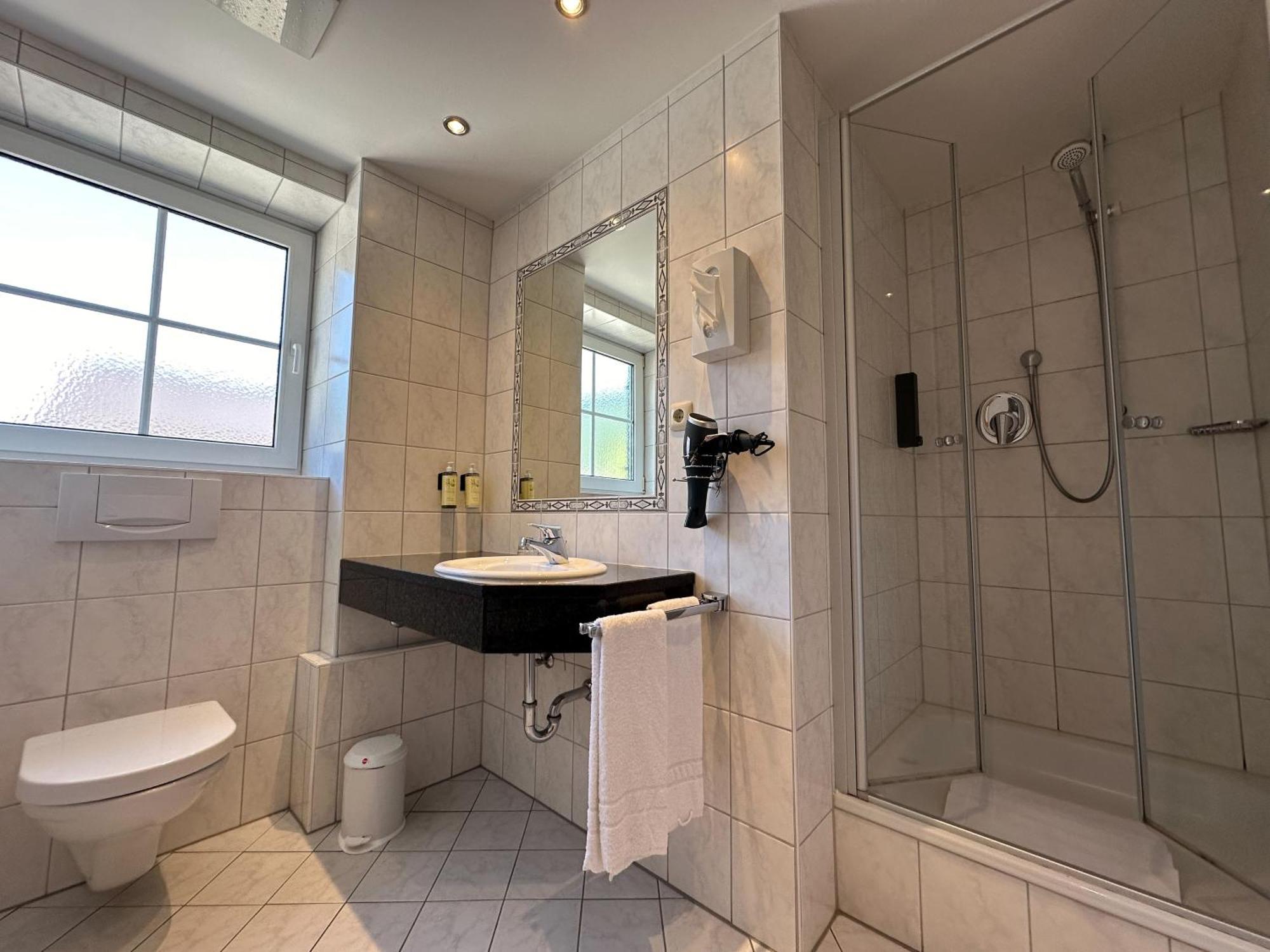 Hotel Gasthof Alter Wirt Farchant Extérieur photo